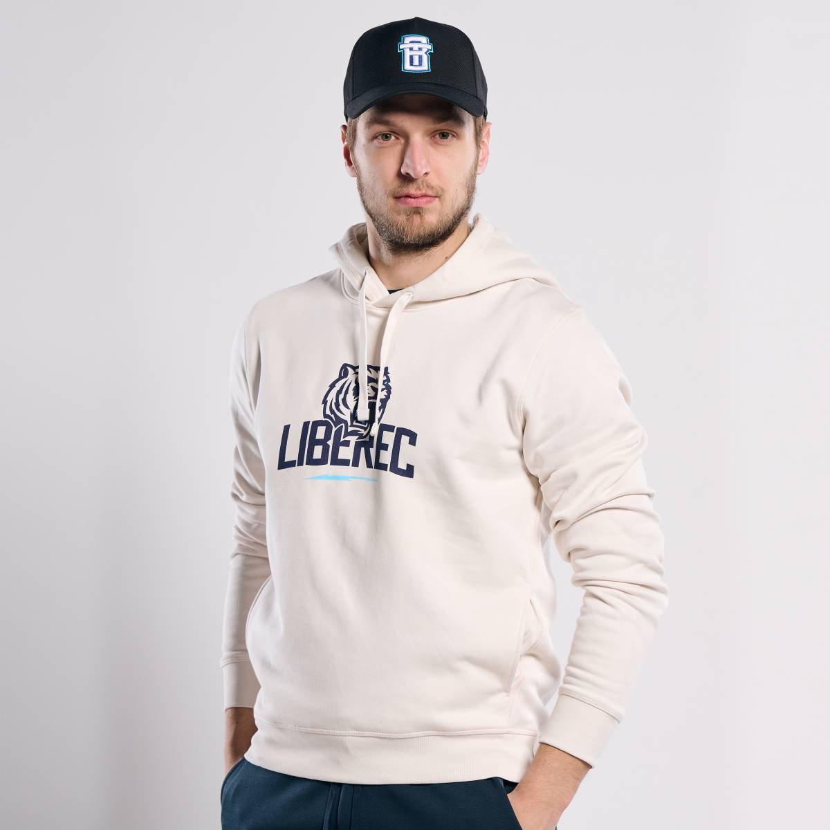Kšiltovka s vyšitým BT
